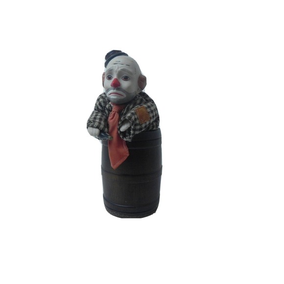 Vintage Sad Clown‎ In Whiskey Barrel Music Box Moving Parts Apex - WORKS - Picture 1 of 5